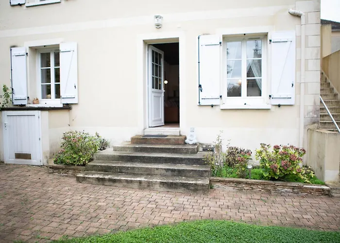 Square-bnb - Appartement avec jardin à 10 min de Disneyland