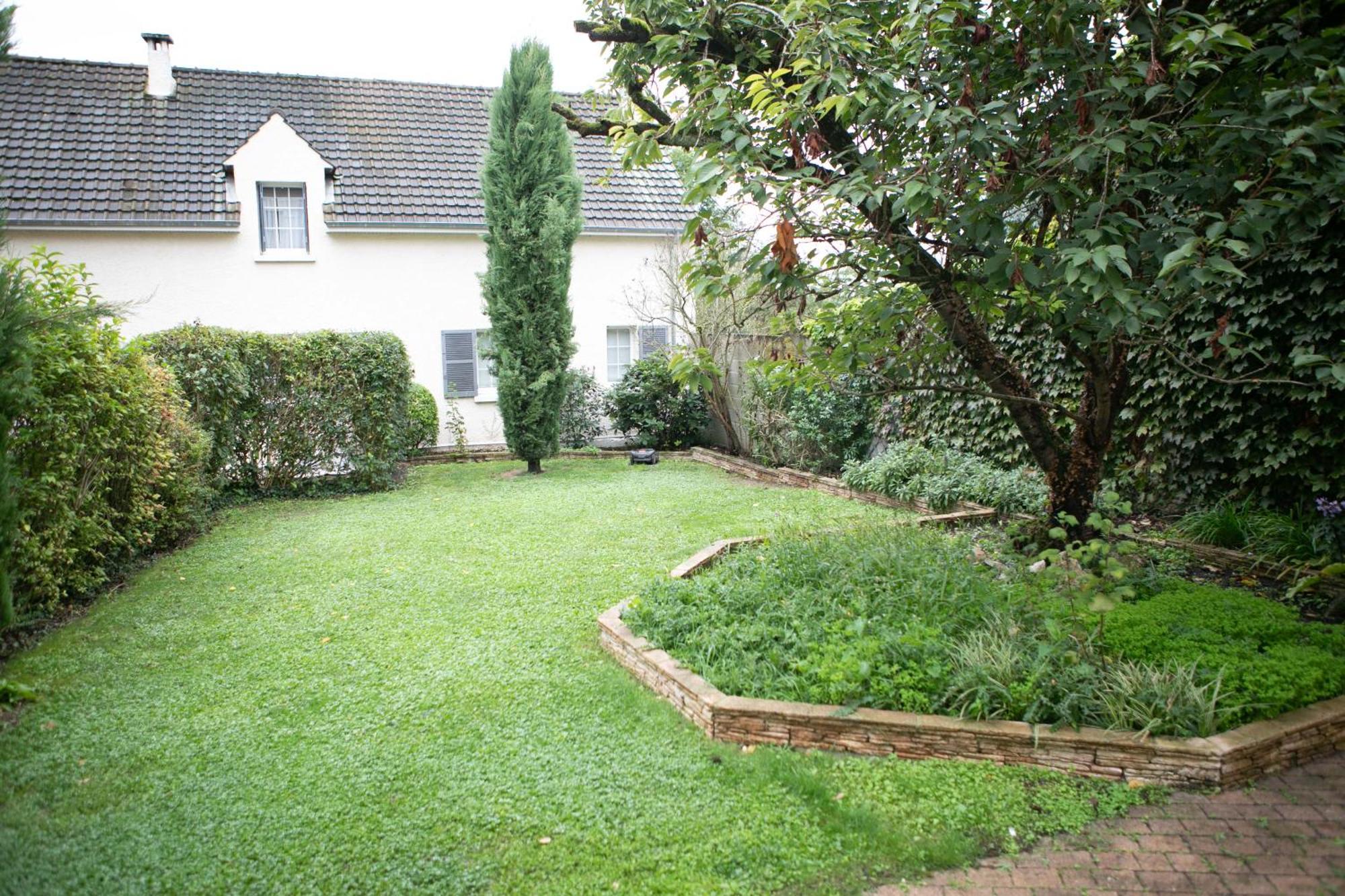 Appartement Square-bnb - Avec Jardin à 10 Min De Disneyland Montévrain